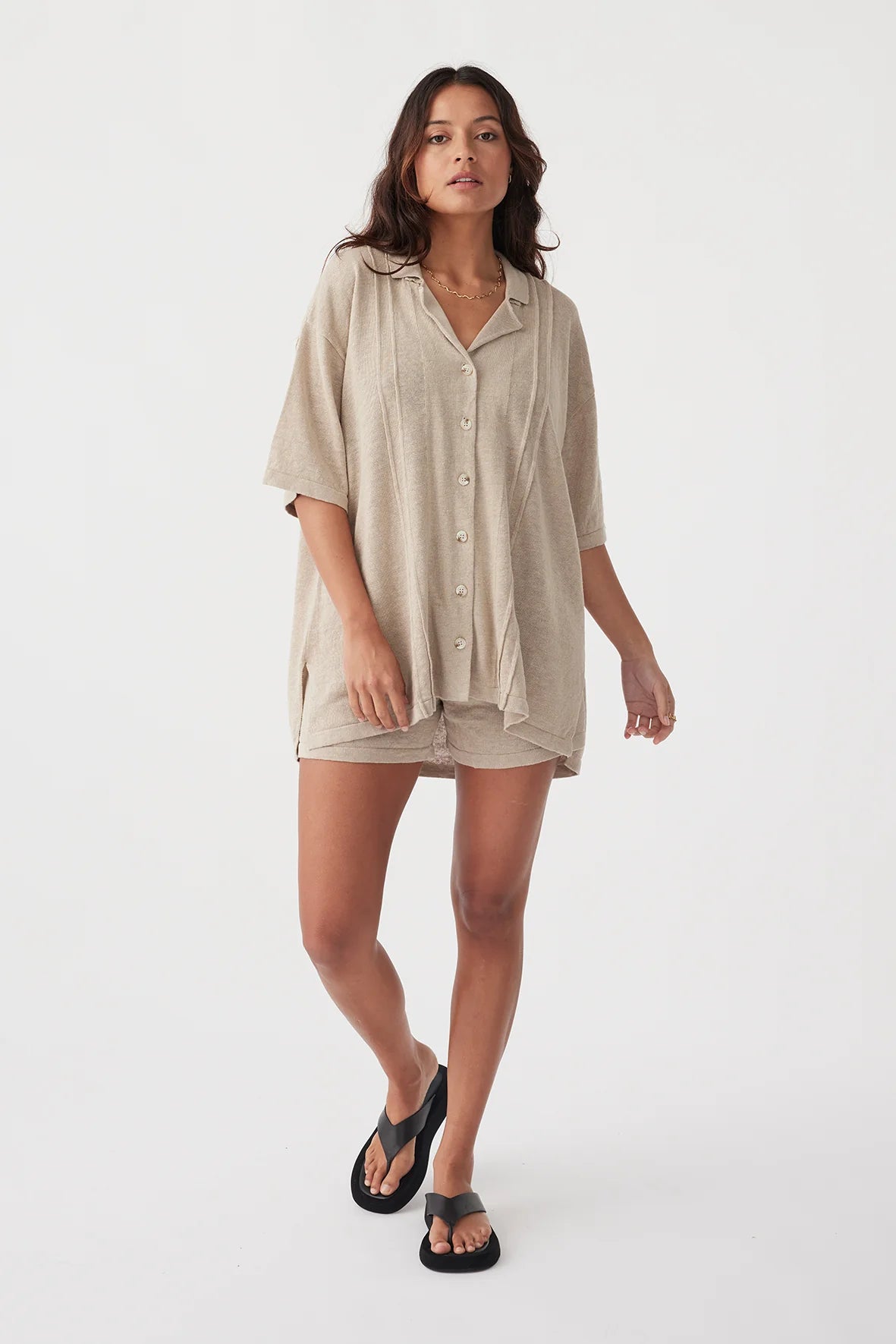 Darcy Short- Taupe